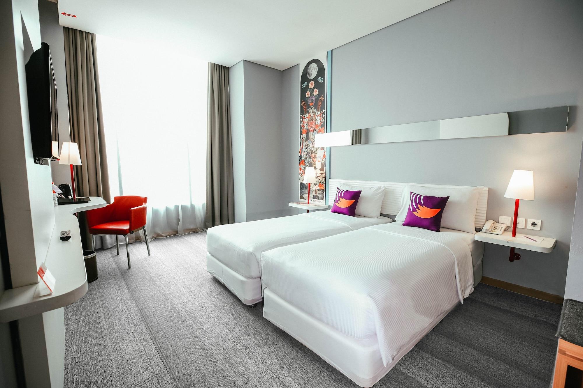 ฟ็อกซ์ ไลต์ โฮเต็ล เมโทร อินดะฮ์ - บันดุง Hotel ภายนอก รูปภาพ