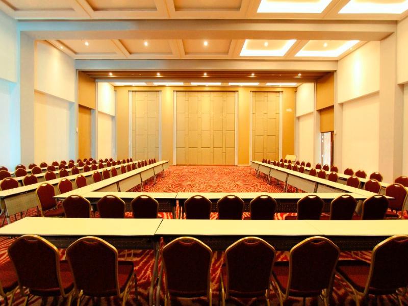 ฟ็อกซ์ ไลต์ โฮเต็ล เมโทร อินดะฮ์ - บันดุง Hotel ภายนอก รูปภาพ