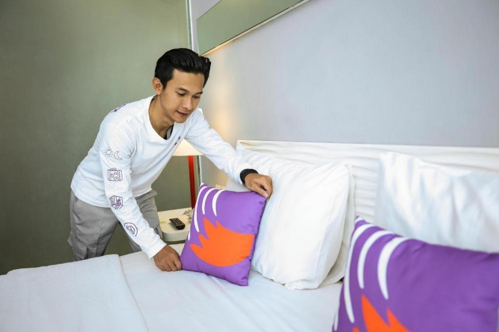ฟ็อกซ์ ไลต์ โฮเต็ล เมโทร อินดะฮ์ - บันดุง Hotel ภายนอก รูปภาพ