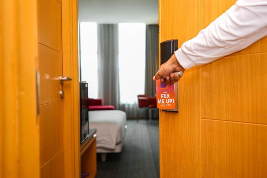 ฟ็อกซ์ ไลต์ โฮเต็ล เมโทร อินดะฮ์ - บันดุง Hotel ภายนอก รูปภาพ